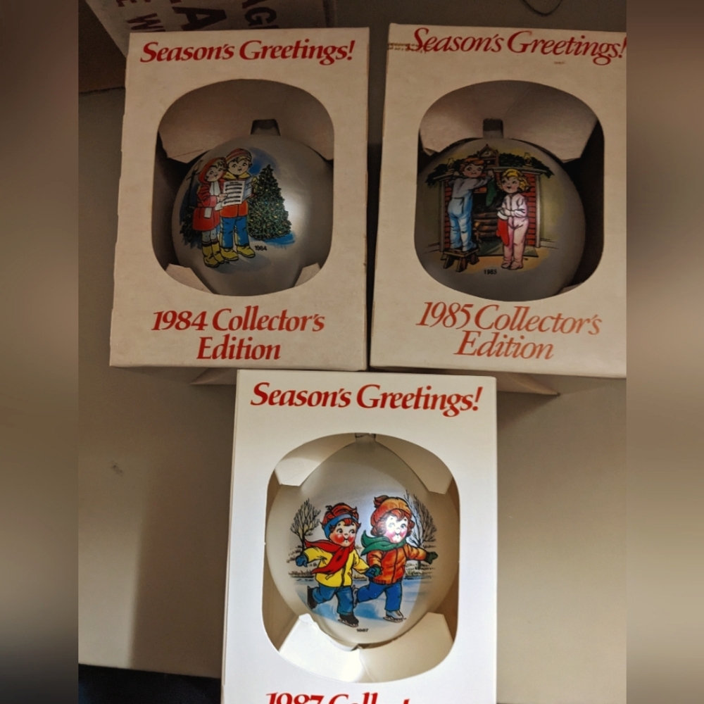 Box#8 🔥 5 For $35 🔥 Assortment of Five Collectible Ornaments